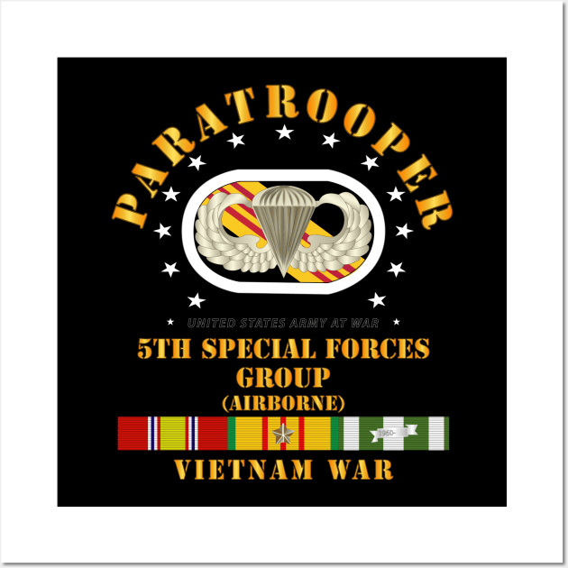 5th SFG Oval w Paratrooper w VN SVC Wall Art by twix123844